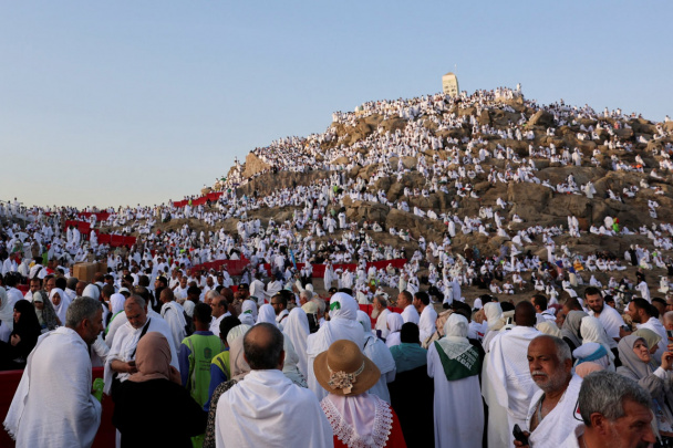 2025 yilgi Haj mavsumi: 1,6 million ziyoratchi va oqimning kamayishi sabablari