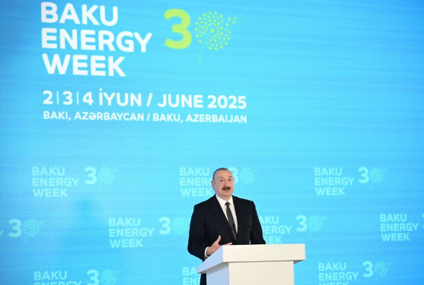 Aliyev: «Asr shartnomasi» mintaqadagi geosiyosiy va geoiqtisodiy vaziyatni o‘zgartirdi