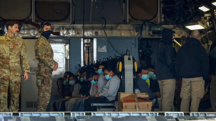 AQSh Oliy sudi 350 000 venesuelalikning deportatsiya qilinishini ma’qulladi