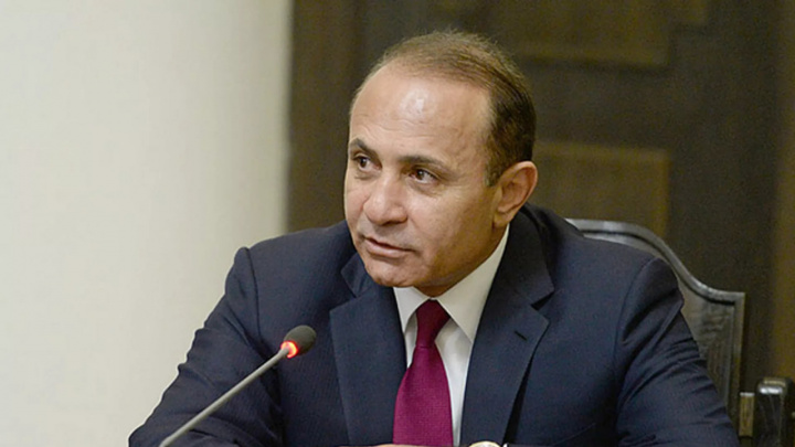 Armanistonda sobiq bosh vazir Ovik Abramyan qo‘lga olindi
