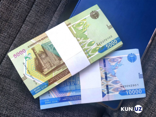 Ayrim shifokorlarning oylik lavozim maoshlari 20 foizga oshiriladi