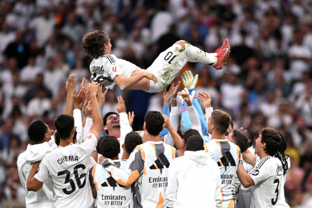 «Bernabeu» Modrich va Anchelotti bilan xayrlashdi. «Real» fanatlari ko‘z yoshlarini tiya olmadi