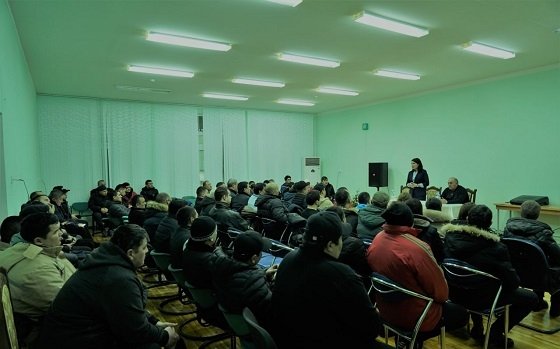 Davlat xizmatchilari o‘rtasida ommaviy sport tadbirlarini tashkil etish masalalari Sport targ‘ibotchilari ishtirokida muhokama qilindi
