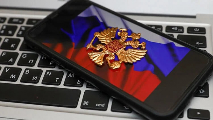 Duma Rossiya softini smartfonlarga yuklashni majburiy qilib qo‘ydi