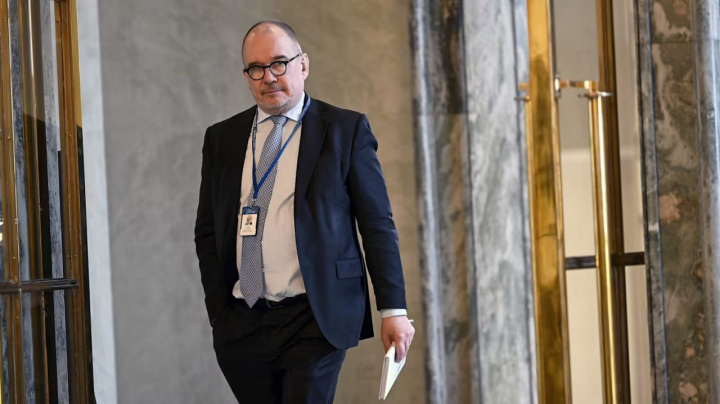 Finlandiya parlamenti bosh kotibi davlatga xiyonatda gumonlanmoqda