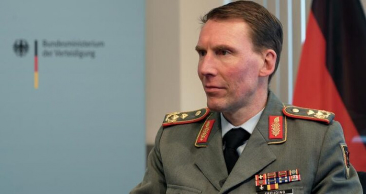 Germaniyalik general: YeI AQShning Ukrainaga ko‘rsatayotgan yordamini almashtira oladi