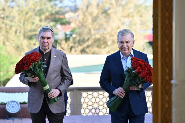 Gurbanguli Berdimuhamedov Samarqandda Hazrati Xizr majmuasiga va «Boqiy shahar» bog‘iga tashrif buyurdi