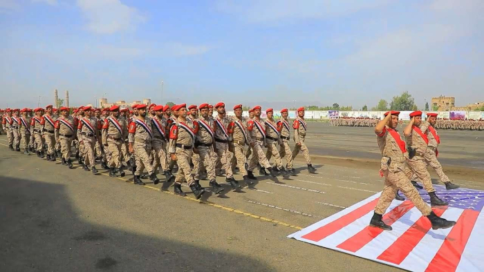 Husiylar AQShning ikkita esmines kemalariga hujum uyushtirdi