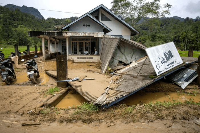 Indoneziyadagi suv toshqini 19 kishini halok qildi