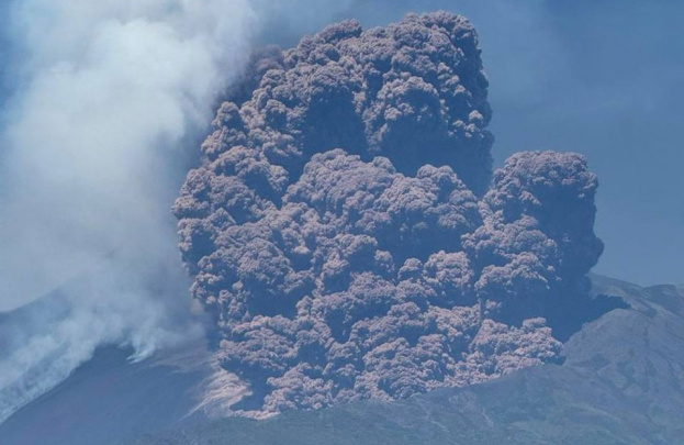 Italiyada Etna vulqoni otilishni boshladi