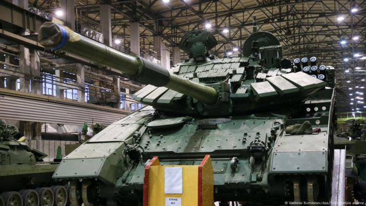 Latviya Rossiya harbiy kompleksiga aloqadorlikda gumon qilingan kompaniyani tekshirmoqda