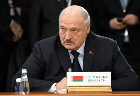 Lukashenko Polsha va Litvani migrantlar sabab xavotirga tushmaslikka chaqirdi
