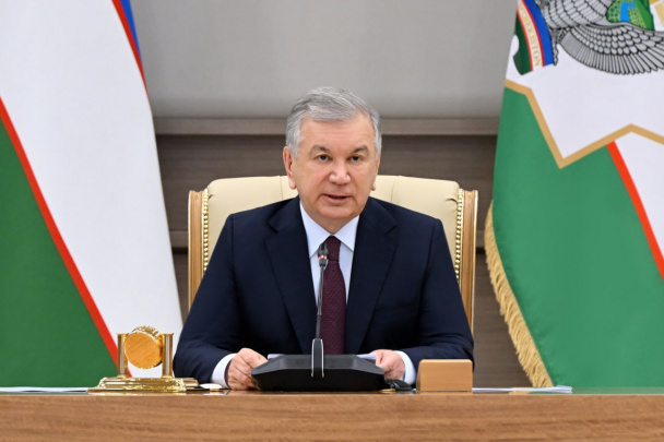 Maktablarda 60 ming o‘qituvchi 8-12 mln so‘m maosh olyapti - prezident