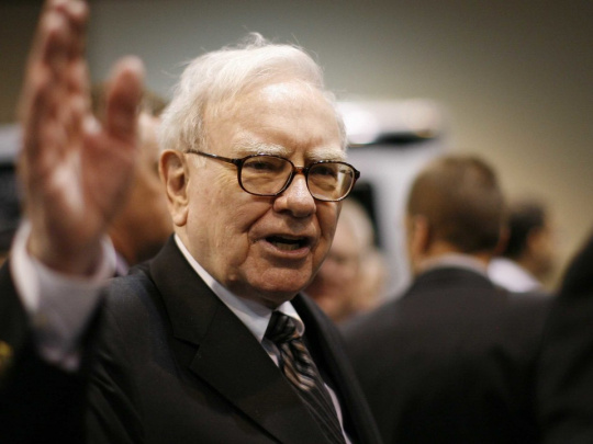 Milliarder Uorren Baffett Berkshire Hathaway bosh direktorligidan ketadi
