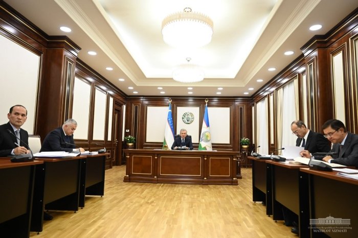 Mirziyoyev Toshkent viloyatining tuman va shaharlaridagi imkoniyatlarni to‘liq ishga solish chora-tadbirlari yuzasidan yig‘ilish o‘tkazdi