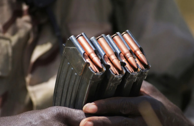 Nigeriyada jangarilarga qurol sotib kelgan askarlar ushlandi