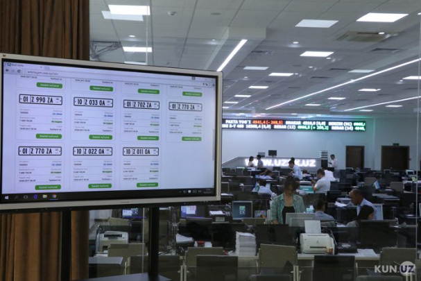 O‘zbekistonda “chiroyli” avtoraqam 722 million so‘mga sotildi