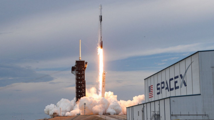 «O‘zbekkosmos» SpaceX bilan sun’iy yo‘ldosh uchirish imkoniyatini muhokama qildi