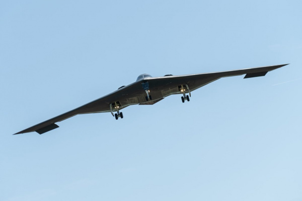 Pentagon katta kemalarni yo‘q qiladigan aviabombani sinovdan o‘tkazdi