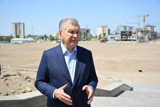 Prezident Al-Xorazmiy shaharchasining qurilishini ko‘zdan kechirdi