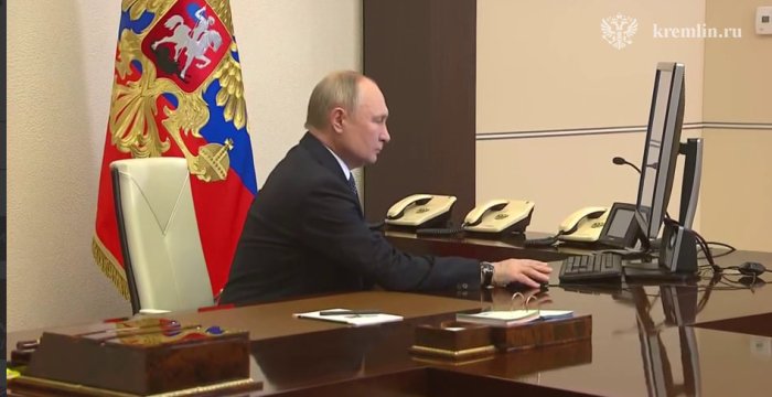 Putin Rossiya prezidentligi uchun saylovda onlayn tarzda ovoz berdi