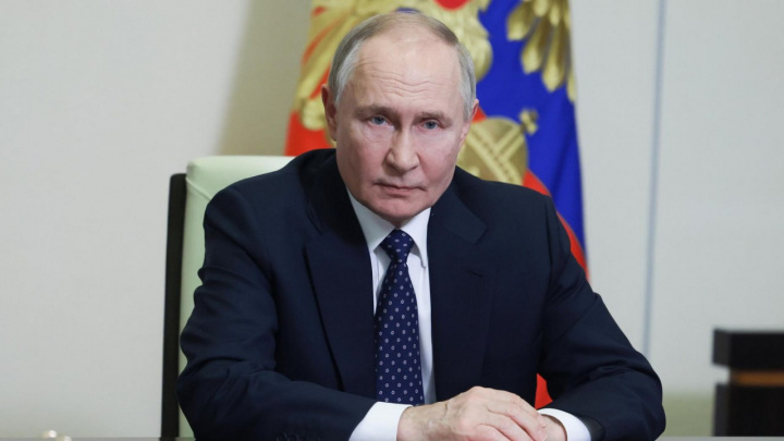 Putin Ukraina bilan muzokaralarda ishtirok etadigan delegatsiya tarkibini tasdiqladi