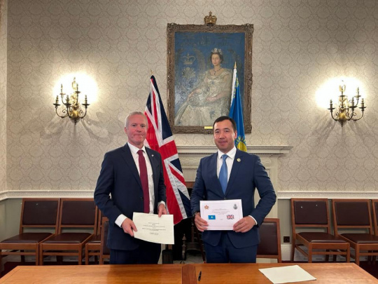 Qozog‘iston harbiylari Buyuk Britaniyada tayyorgarlikdan o‘tadi