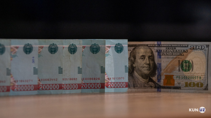Dollarning rasmiy kursi 12 410 so‘mgacha tushdi