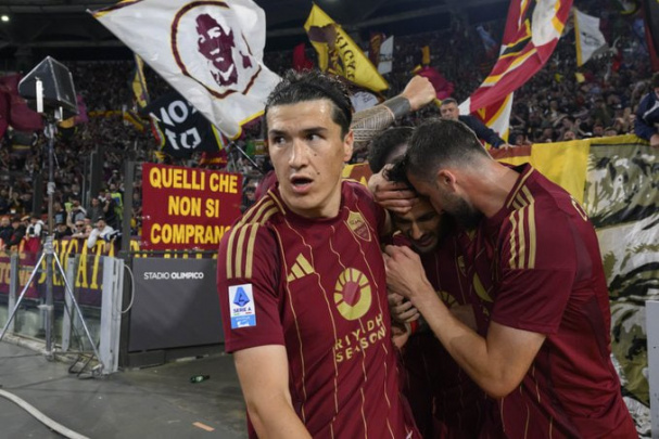 «Roma» «Milan»ni yengdi va YeChL uchun kurashda qoldi, «Barsa» sovrin olgan kunida yutqazdi. Kun o‘yinlari