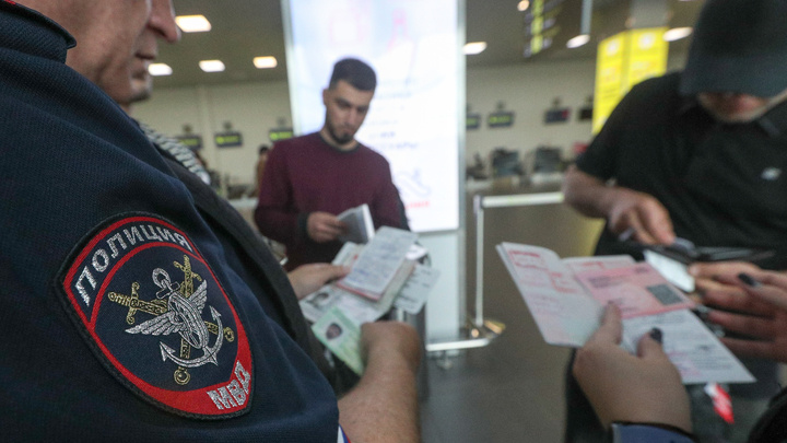 Rossiya noqonuniy migrantlarga o‘z holatini qonuniylashtirish muhlatini uzaytirishi mumkin
