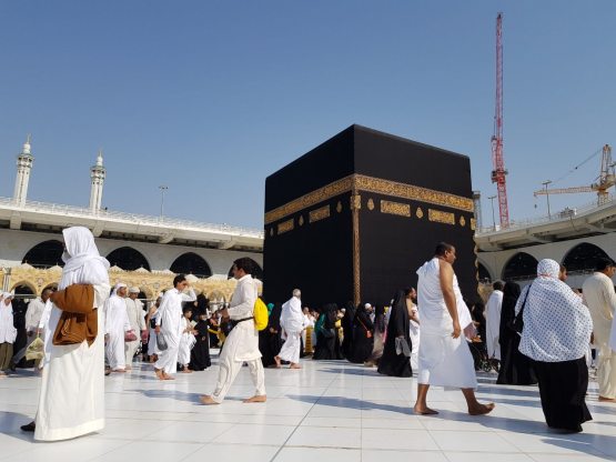 Saudiya Umra safariga borgan falastinliklarga mamlakatda qolishga ruxsat berdi