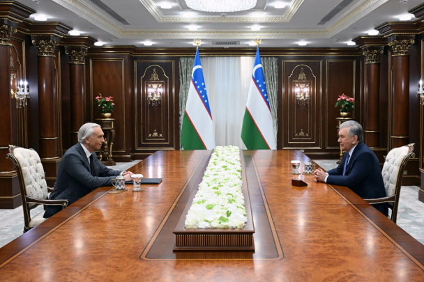 Shavkat Mirziyoyev «Gazprom neft» kompaniyasi boshqaruvi raisi bilan uchrashdi