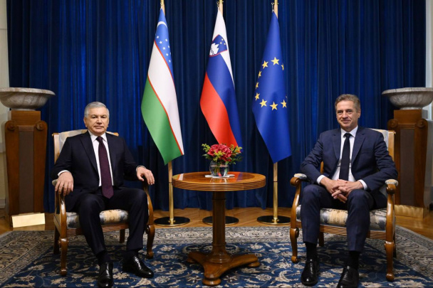 Shavkat Mirziyoyev Sloveniya bosh vaziri Robert Golob bilan uchrashdi