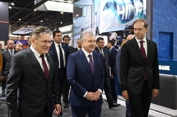 Shavkat Mirziyoyev Toshkentda «INNOPROM» xalqaro ko‘rgazmasini borib ko‘rdi