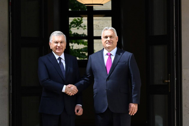 Shavkat Mirziyoyev va Viktor Orban tor doirada muzokara o‘tkazdi
