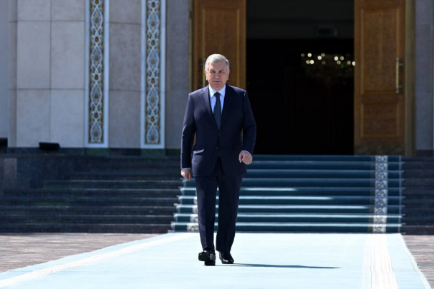 Shavkat Mirziyoyev Vengriyaga jo‘nab ketdi