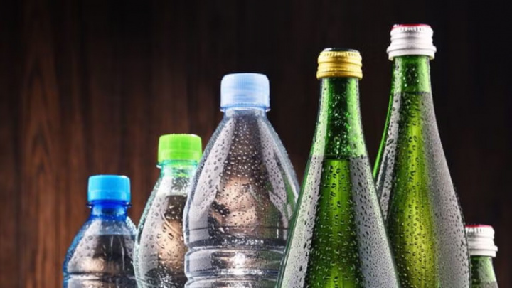 Shisha butilkalarda plastik butilkaga nisbatan ko‘proq mikroplastmassa borligi aniqlandi
