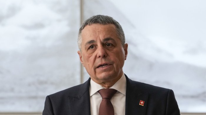 Shveysariya Tashqi ishlar vazirligi Ukraina uchun 10 ta tinchlik rejasi mavjudligini e’lon qildi
