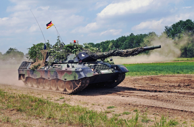 Shveytsariya 71 ta Leopard tankining Germaniyaga sotilishiga ruxsat berdi
