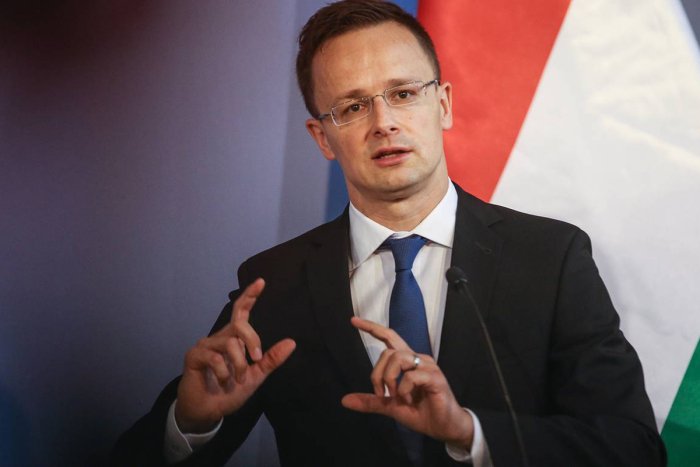 Siyyarto: Vengriya pulni Ukraina Qurolli Kuchlari qurollariga emas, balki Chad xavfsizligiga sarflashga tayyor