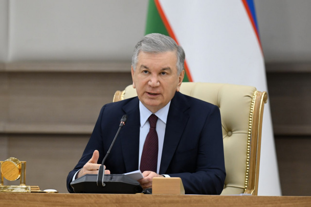 Ta’lim sohasi rahbarlarini ta’lim bilan bog‘liq bo‘lmagan majlislarga chaqirish taqiqlandi