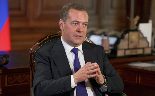 «Tinchlikparvar prezident sifatida kelgan Tramp yangi urush boshladi» - Medvedev