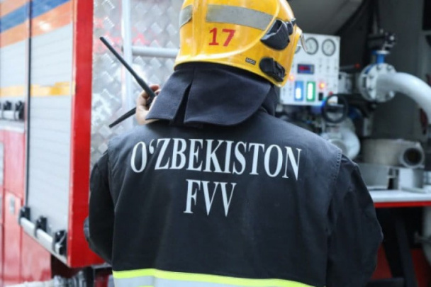 Toshkentda tumanida ikkita mashina yonib ketdi