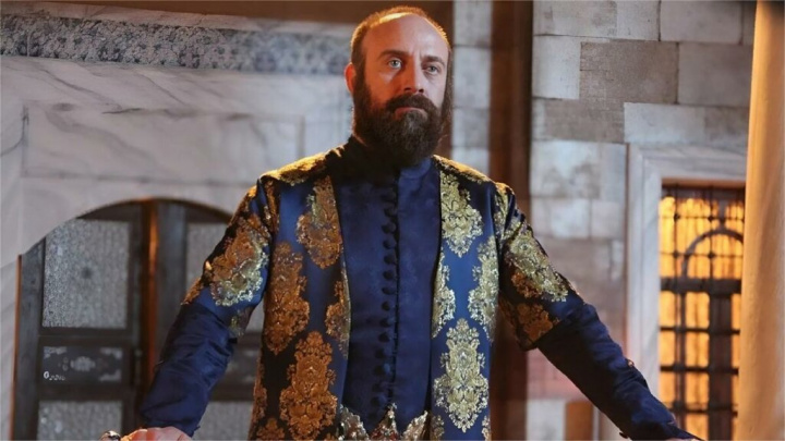Turkiyada «Sulton Sulaymon» 1 yil 10 oy shartli qamoq jazosiga hukm qilindi
