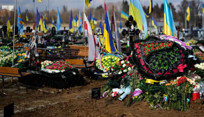 Ukrainaga halok bo‘lgan 909 harbiyning jasadi qaytarildi