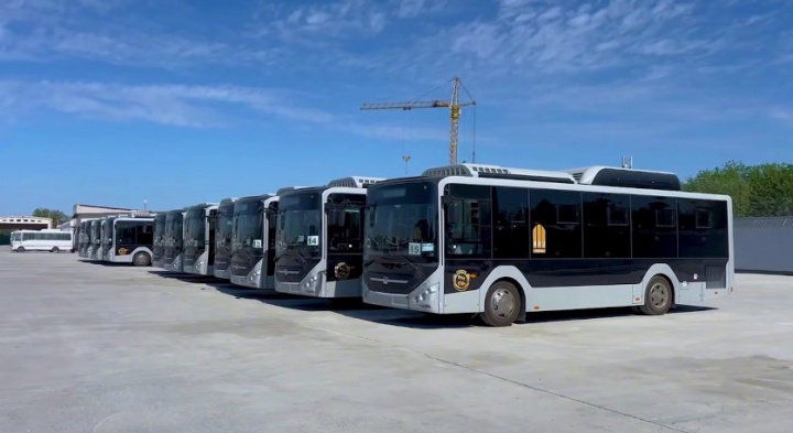 Urganchga Xitoydan 30 ta avtobus olib kelindi