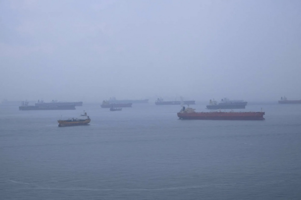Yevroittifoq Rossiyaning 150 ta tankeriga qarshi sanksiyalar joriy etadi - Bloomberg