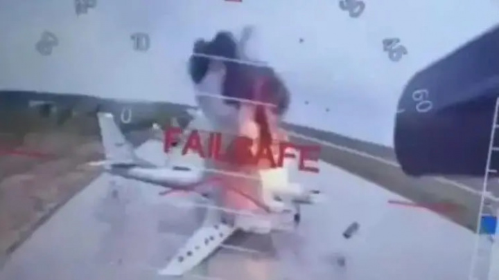 Zelenskiy Rossiya aerodromlariga hujumda qatnashganlarga minnatdorchilik bildirdi