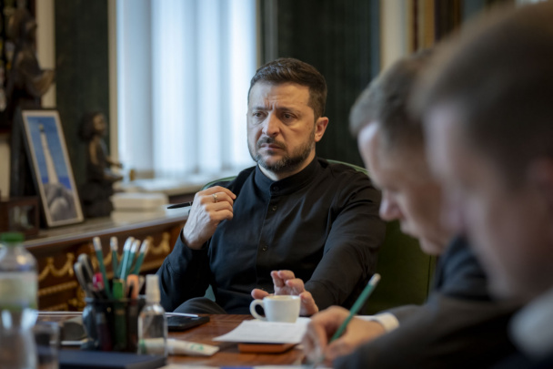 Zelenskiy: Rossiya urushni davom ettirish uchun vaqtni cho‘zmoqchi